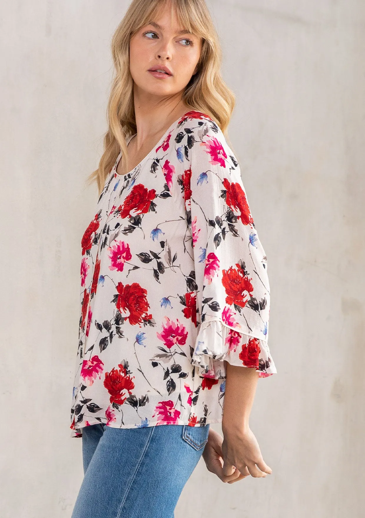 Floral Print Round Neck 3/4 Ruffled Sleeve Blouse