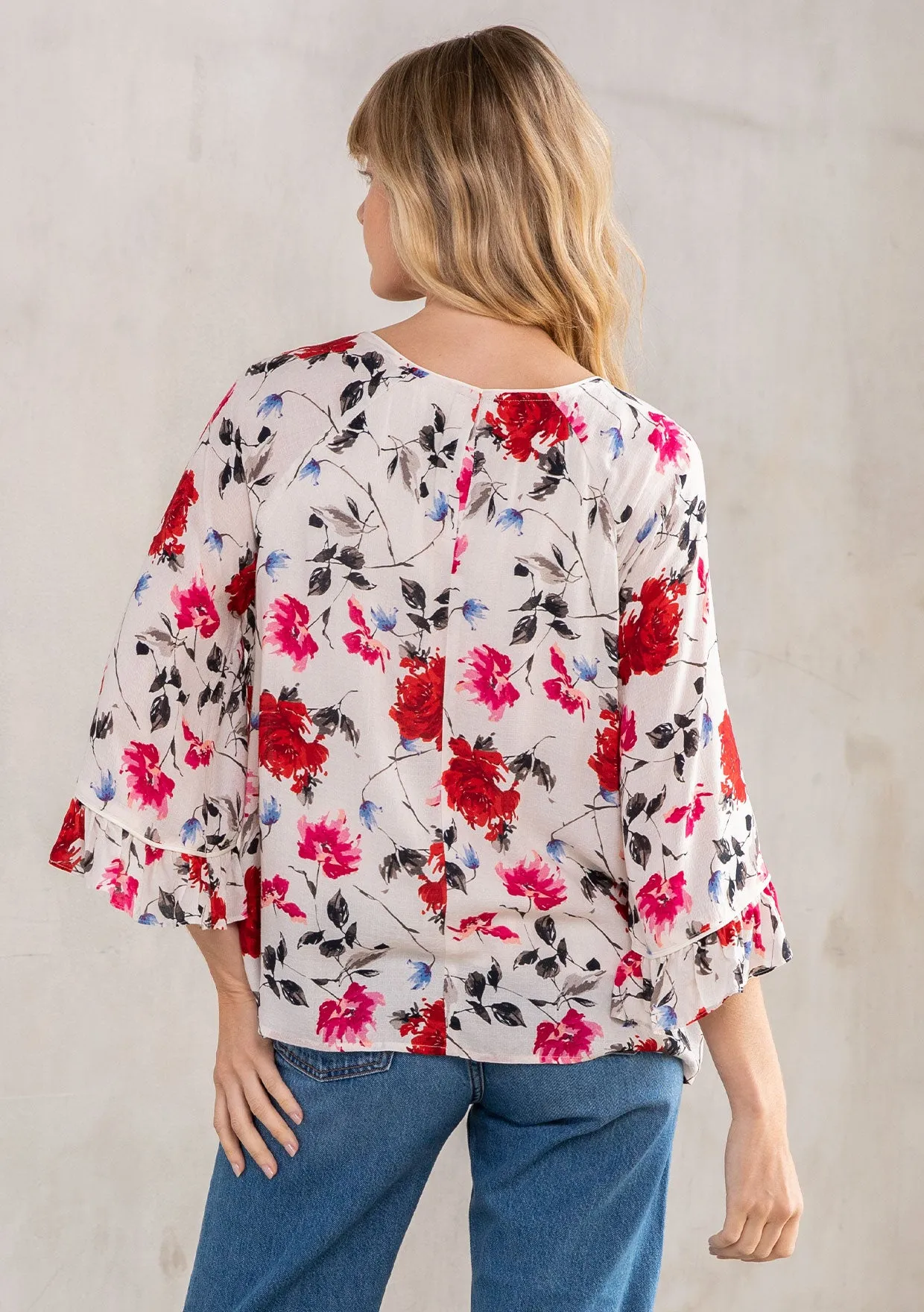Floral Print Round Neck 3/4 Ruffled Sleeve Blouse