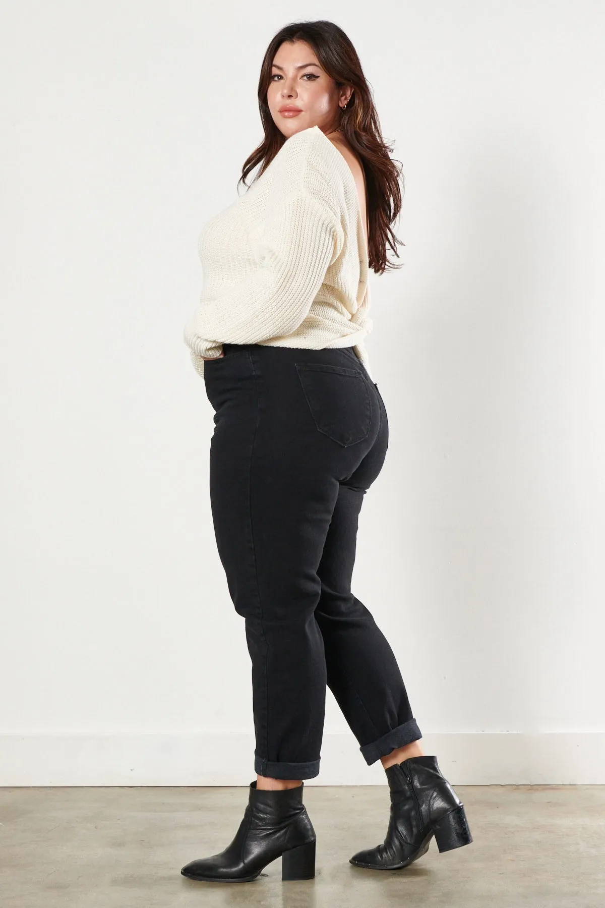 PLUS We're Back Mom Jeans