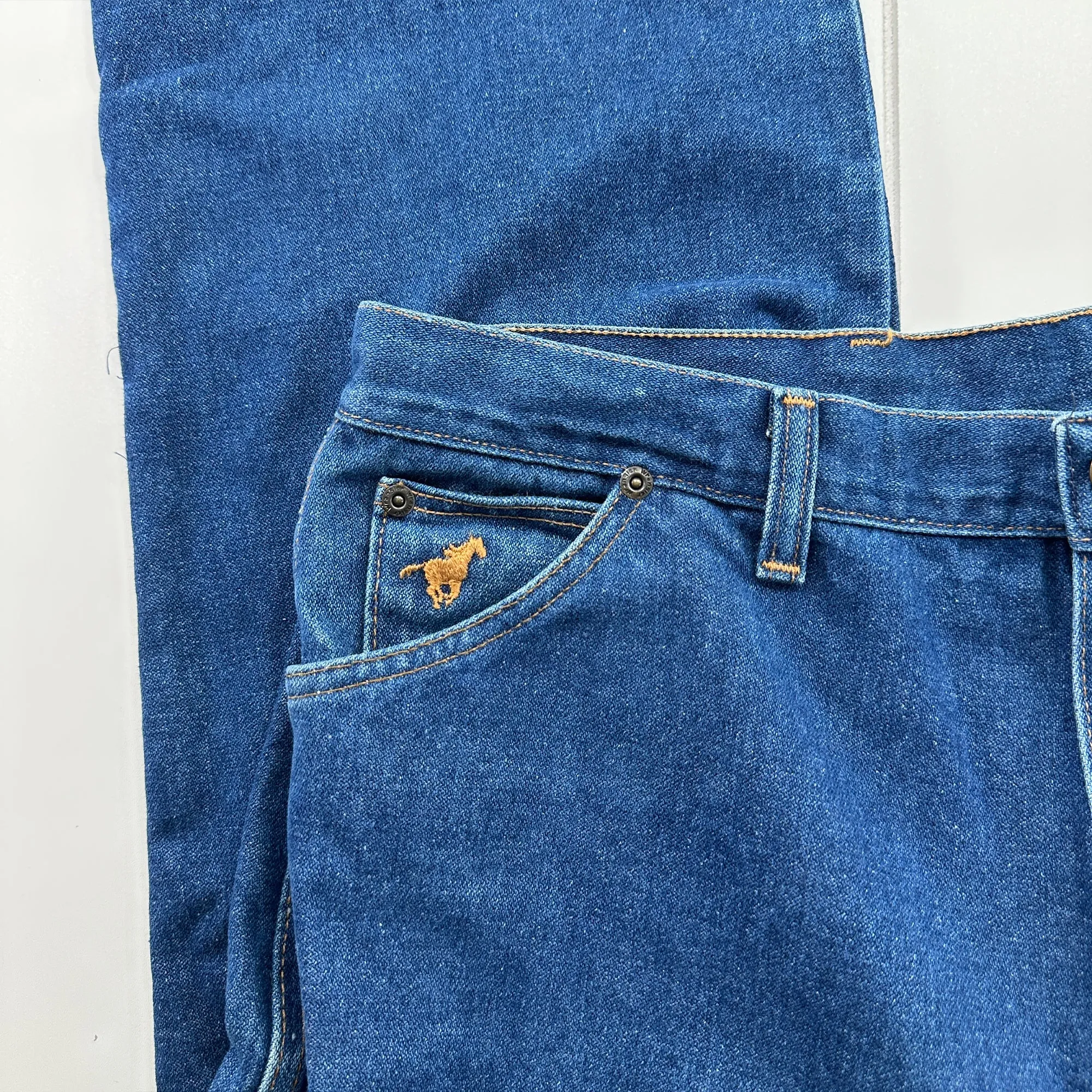Vintage Wrangler Women's Jeans - Size 18 Misses Regular